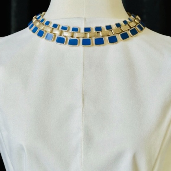 🚫 SOLD

Vintage Gold and Royal Blue Women’s Chainlink Necklace - Picture 2 of 2